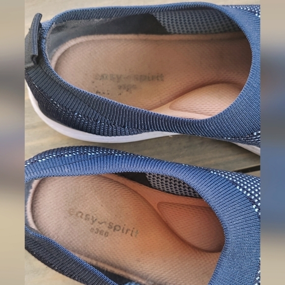 Easy Spirit Cloth Slip On Cushioned Sneaker Size 7.5 - Picture 7 of 10